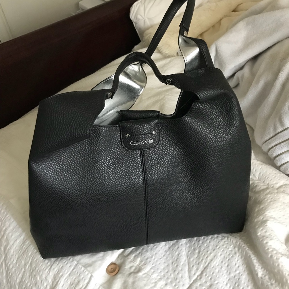 Calvin Klein’s large tote bag